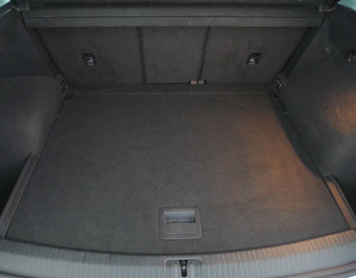 Volkswagen Tiguan 2018, kuva 7/24