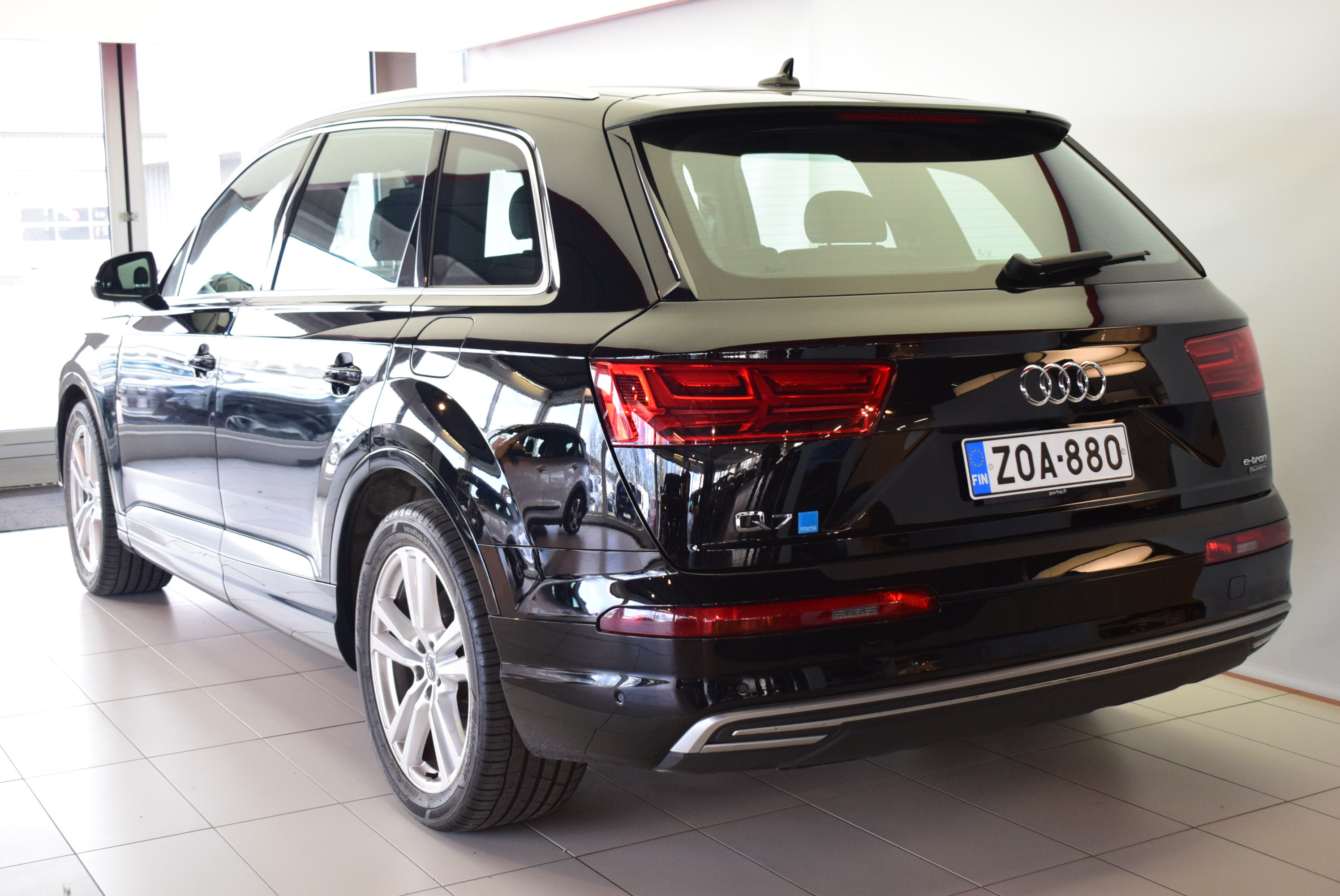 Audi Q7 2017, kuva 4/17