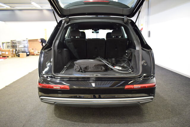 Audi Q7 2017 Q7 3.0 V6 TDI e-tron  quattro Plug-In-Hybrid  ** Bose-sound, Navi**