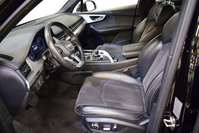 Audi Q7 2017 Q7 3.0 V6 TDI e-tron  quattro Plug-In-Hybrid  ** Bose-sound, Navi**