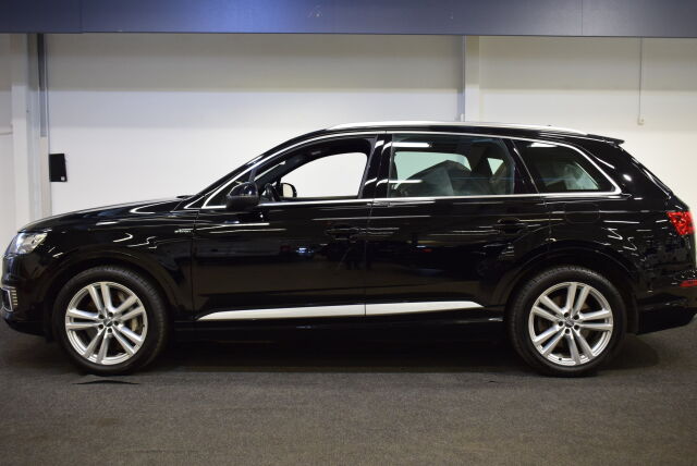 Audi Q7 2017 Q7 3.0 V6 TDI e-tron  quattro Plug-In-Hybrid  ** Bose-sound, Navi**