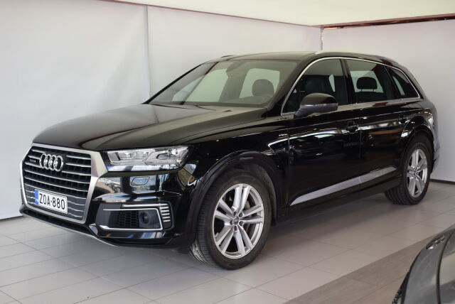 Audi Q7 2017 Q7 3.0 V6 TDI e-tron  quattro Plug-In-Hybrid  * Bose-sound, Navi*