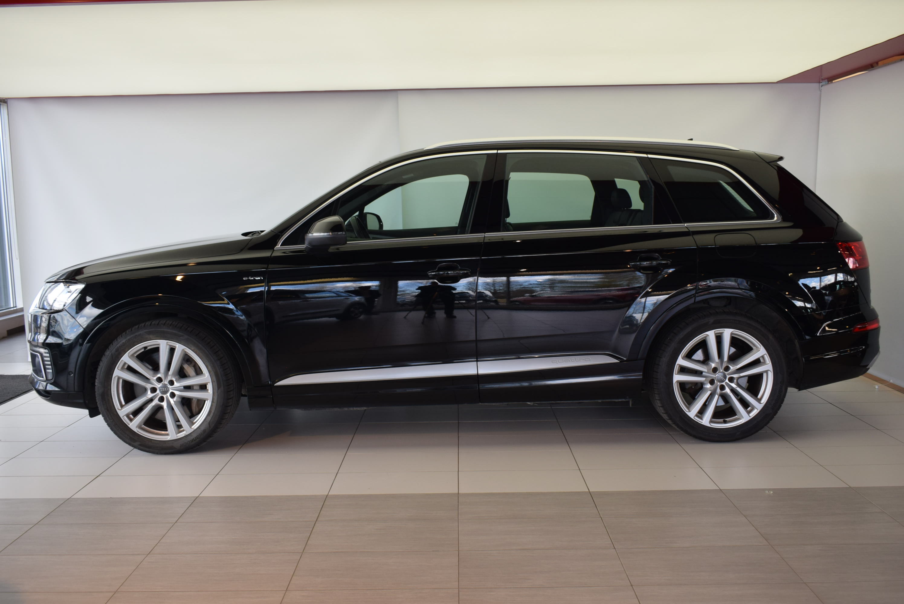 Audi Q7 2017, kuva 2/17