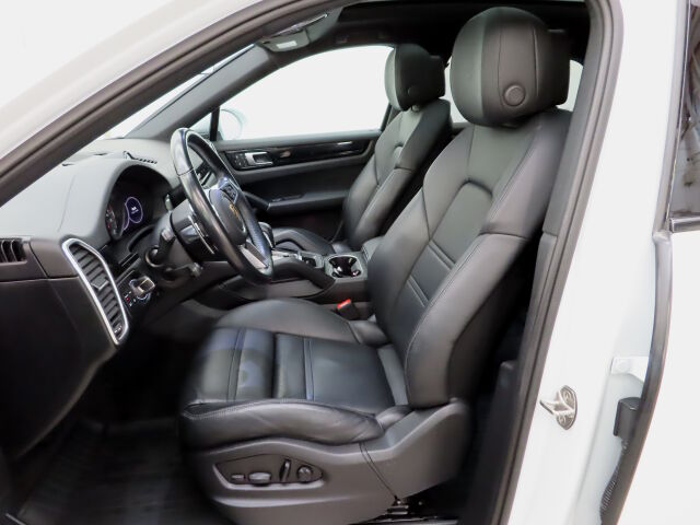 Porsche Cayenne 2022 E-Hybrid Coupé