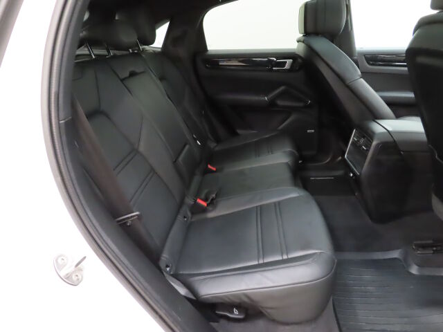 Porsche Cayenne 2022 E-Hybrid Coupé