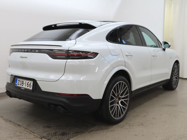 Porsche Cayenne 2022 E-Hybrid Coupé