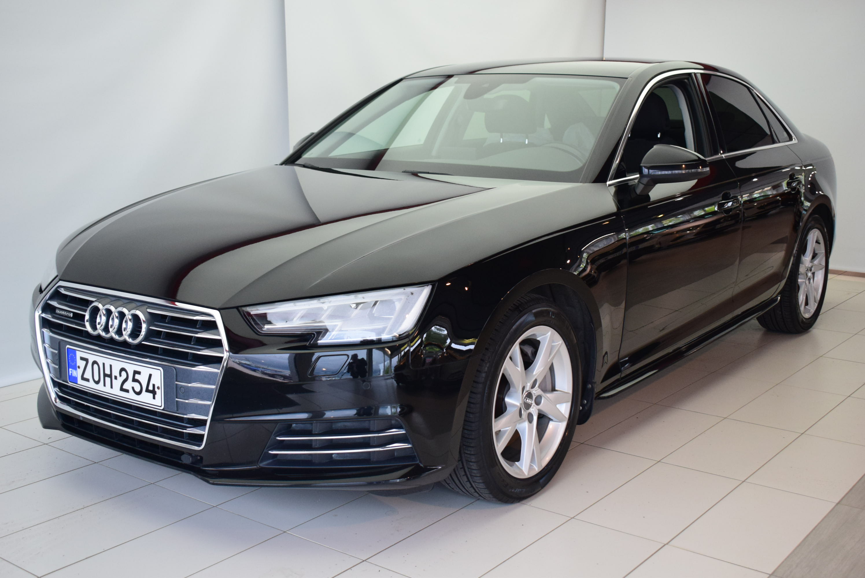 Audi A4 2017, kuva 4/18
