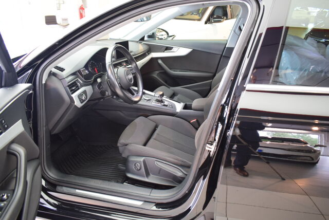 AUDI A4 2017 Sedan Land of quattro 2,0 TDI 140 kW quattro S tronic
