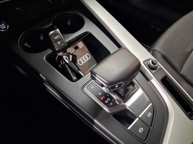 AUDI A4 2022 Sedan Progress 35 TFSI 110kW MHEV S tronic