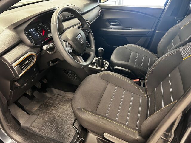 DACIA Sandero 2022 Stepway TCe 90 Essential Juuri huollettu.