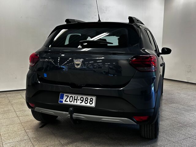 DACIA Sandero 2022 Stepway TCe 90 Essential Juuri huollettu.