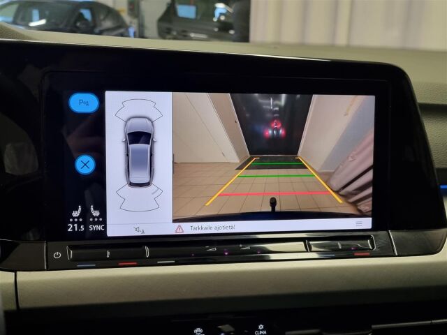 VOLKSWAGEN Golf 2022 Variant Comfort 1,5 eTSI 110 kW (MHEV) DSG-automaatti / Webasto / Koukku / P-Kamera / ACC