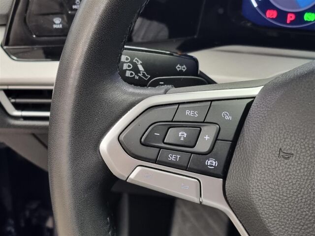 VOLKSWAGEN Golf 2022 Variant Comfort 1,5 eTSI 110 kW (MHEV) DSG-automaatti / Webasto / Koukku / P-Kamera / ACC