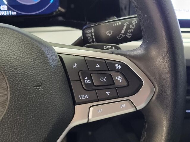 VOLKSWAGEN Golf 2022 Variant Comfort 1,5 eTSI 110 kW (MHEV) DSG-automaatti / Webasto / Koukku / P-Kamera / ACC