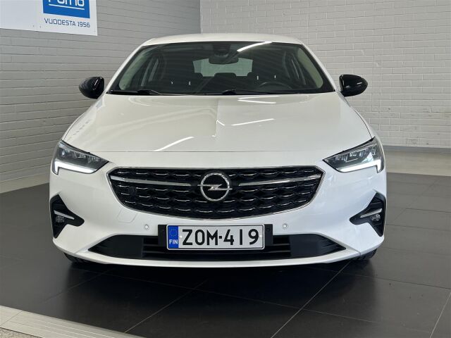 OPEL Insignia 2023 Grand Sport Innovation Plus 175 D Turbo A / Koukku / ACC / Lämpöpaketti / Todella hieno!