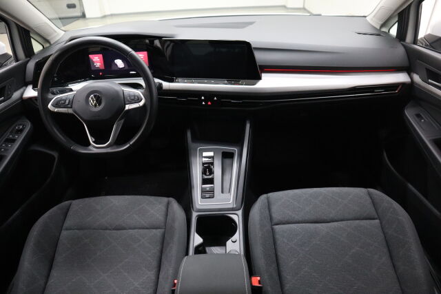 VOLKSWAGEN Golf 2022 Comfort Business 1,5 eTSI 96 kW (MHEV) DSG-automaatti