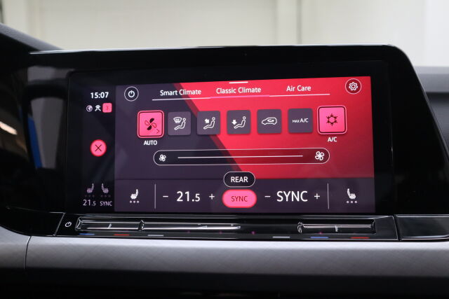 VOLKSWAGEN Golf 2022 Comfort Business 1,5 eTSI 96 kW (MHEV) DSG-automaatti