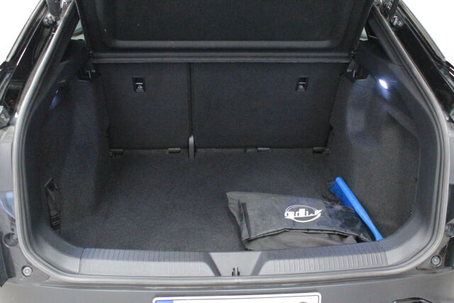 VOLKSWAGEN ID.5 2022 Pro Performance FastLane 150 kW, akku 77 kWh