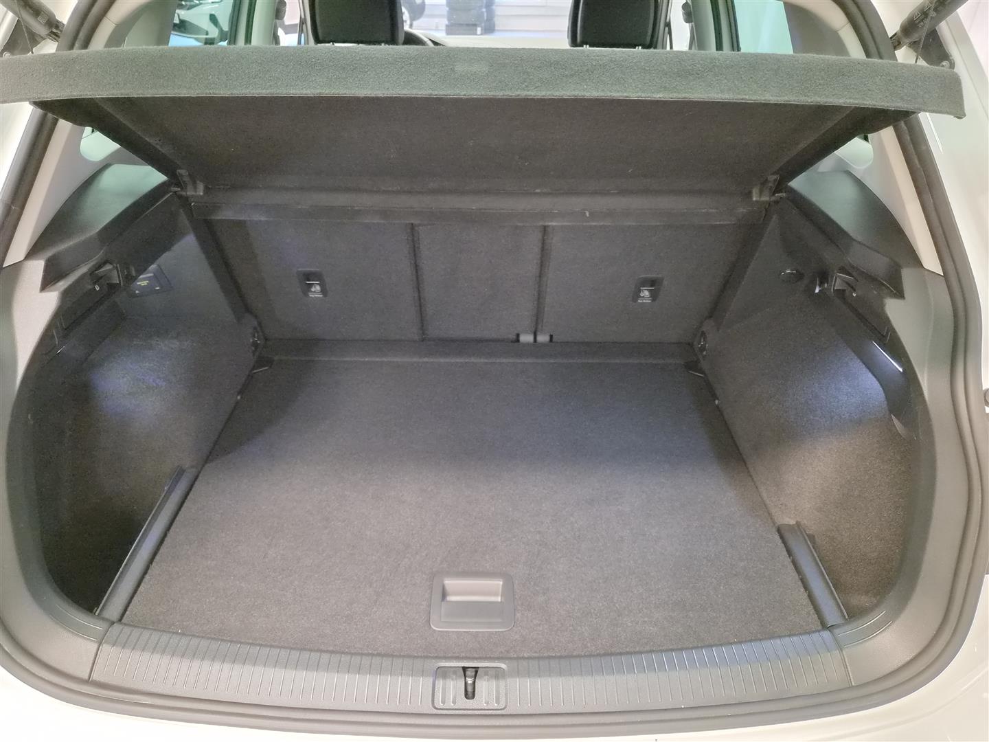 Volkswagen Tiguan 2022, kuva 7/24