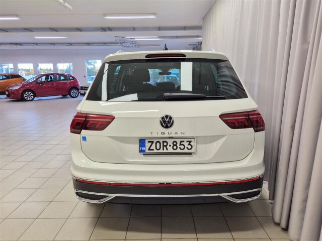 VOLKSWAGEN Tiguan 2022 Style Business 1,5 TSI 110 kW DSG-automaatti