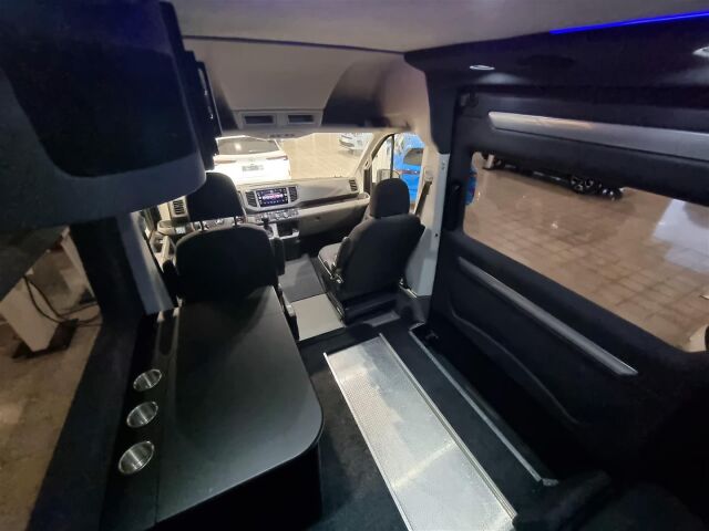 VOLKSWAGEN Crafter 2023 35 Carsport Jatko-ohjaamo Extra pitkä 2,0 TDI 130 kW 4Motion 8at, 4490L, puolikorkea