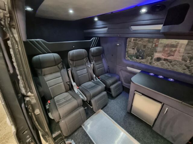 VOLKSWAGEN Crafter 2023 35 TAKUU 5V/200TKM Carsport Jatko-ohjaamo Extra pitkä 2,0 TDI 130 kW 4Motion 8at, 4490L, puolikorkea