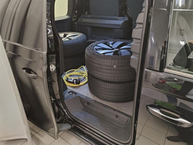 VOLKSWAGEN ID. Buzz Cargo 2023 ID. Buzz Cargo 150 kW 77 kWh 1-vaihteinen automaatti