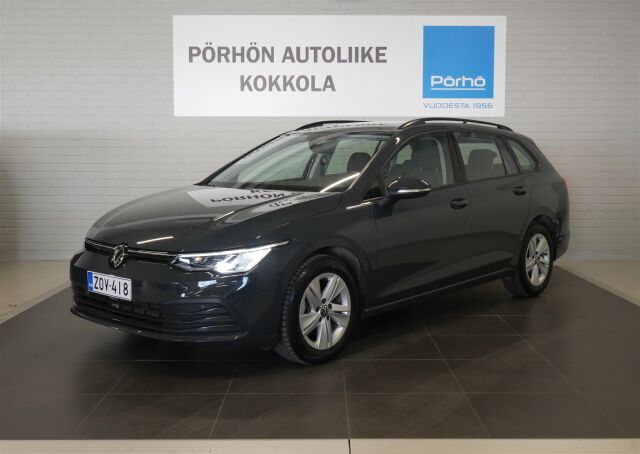 VOLKSWAGEN Golf 2023 Variant Comfort 1,0 TSI 81 kW, 1-omisteinen, vetokoukku, webasto! Vähän ajettu!