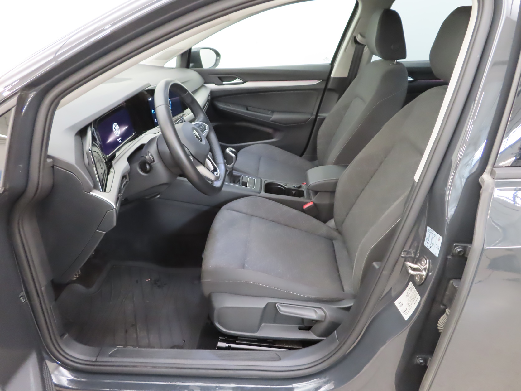 Volkswagen Golf 2023, kuva 7/11