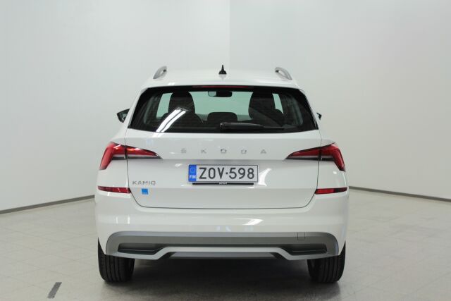 SKODA Kamiq 2023 1.0 TSI 110 Ambition