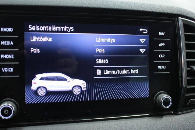 SKODA Karoq 2023 2.0 TDI 150 4x4 Ambition DSG Autom.