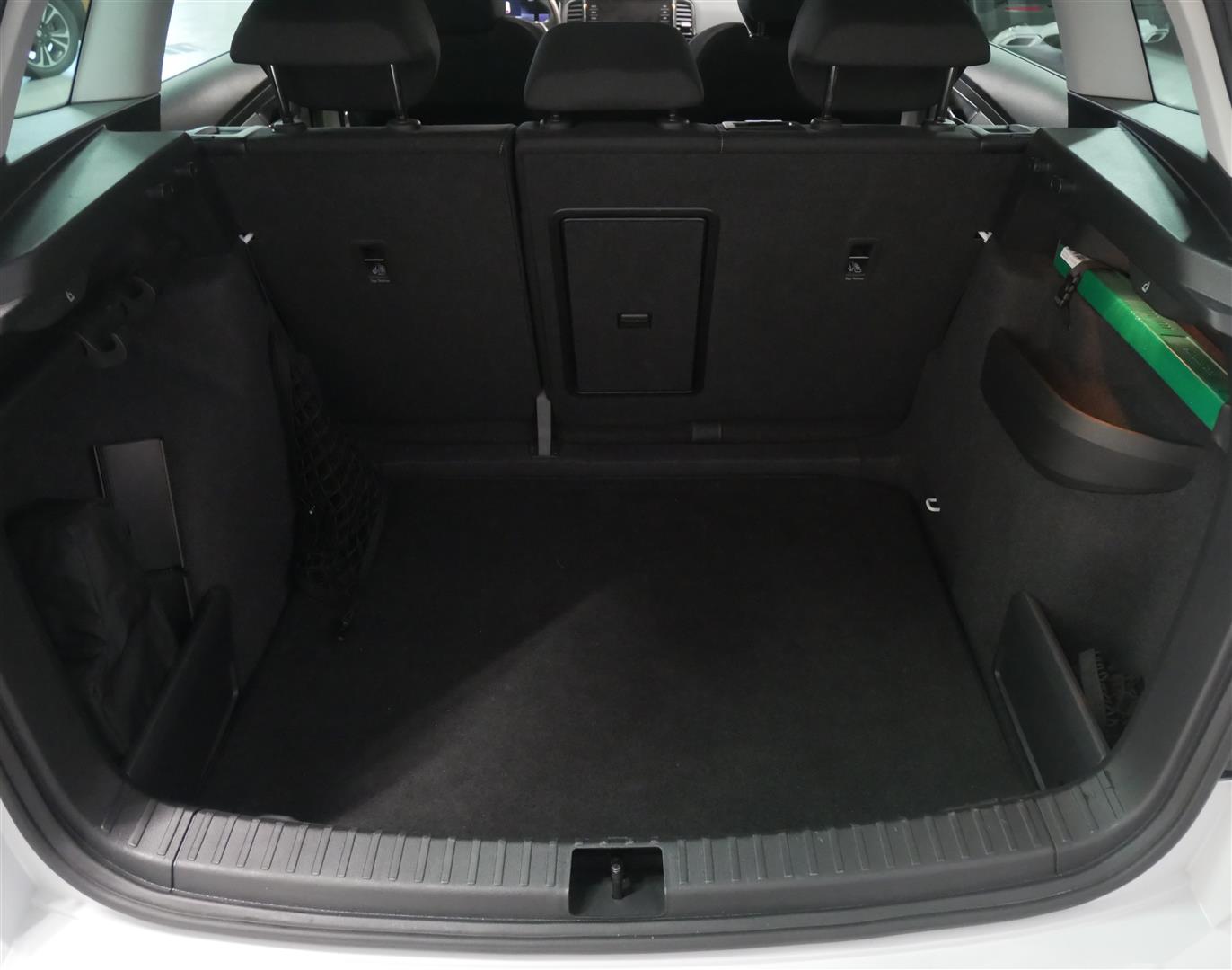 Skoda Karoq 2023, photo 5/20