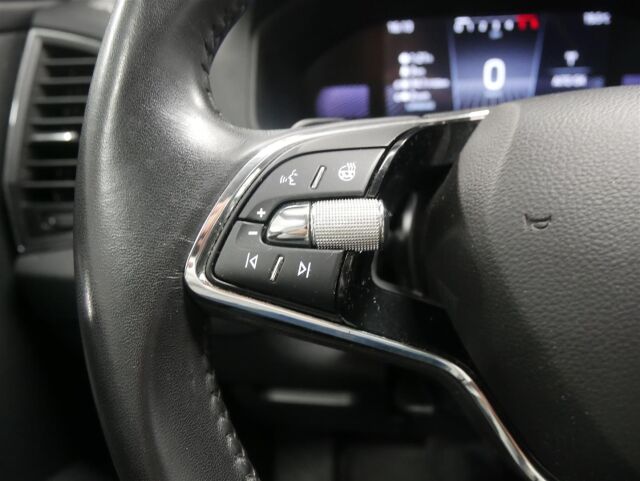 Skoda Karoq 2023 2.0 TDI 150 4x4 Ambition DSG Autom.