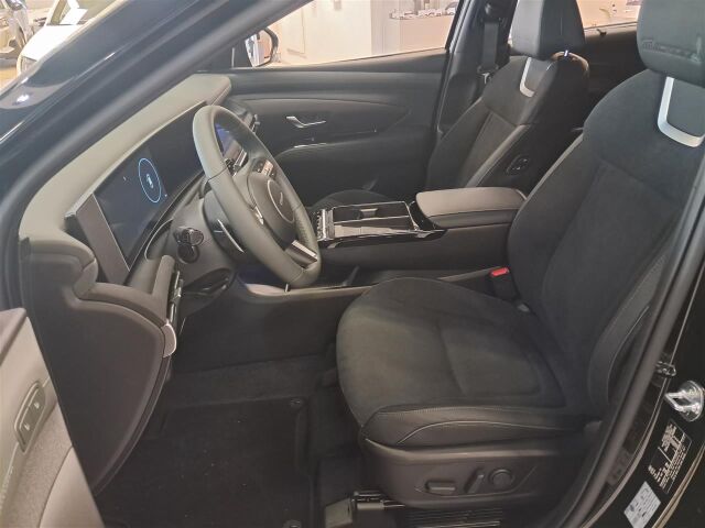 Hyundai Tucson 2025 1.6 T-GDi 252 hv Plug-in 4WD 6AT 20th Anniversary MY25. Juhlamalli kaikila herkuila.