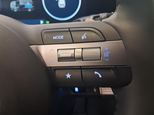 Hyundai Tucson 2025 1.6 T-GDi 252 hv Plug-in 4WD 6AT 20th Anniversary MY25. Juhlamalli kaikila herkuila.
