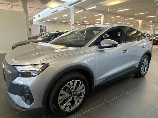 Audi Q4 e-tron 2025 Sportback 45 e-tron Land of quattro
