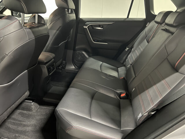 TOYOTA RAV4 Plug-in 2021 Hybrid 2,5 AWD-i Premium PHEV *Relax -turva saatavilla *ACC *JBL *HUD *360CAM *RATINLÄMMITYS *NAHKAS