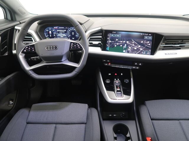 Audi Q4 e-tron 2025 Sportback 45 e-tron Land of quattro Plus