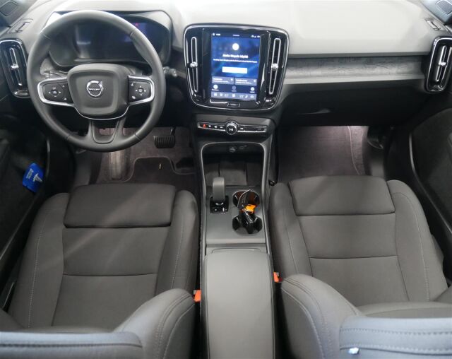 VOLVO EX40 2025 Twin Plus, 1-omisteinen Suomiauto, HarmanKardon, koukku, 360-kamera, takuu!
