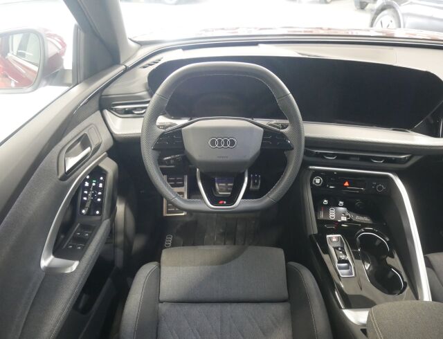 AUDI Q5 2025 e-hybrid quattro 220 kW