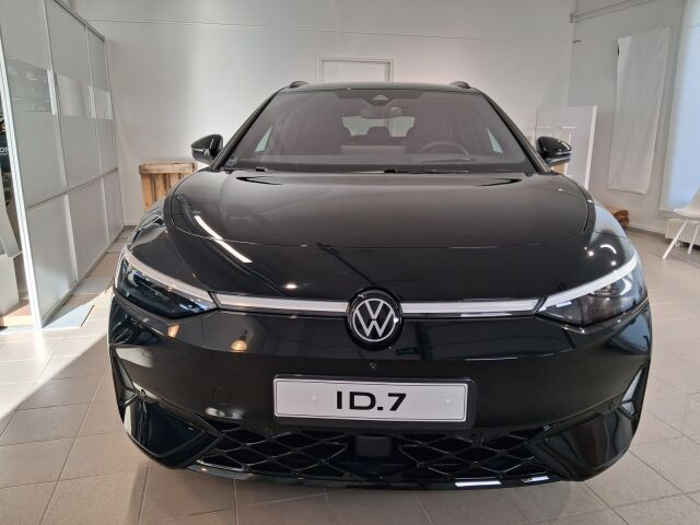 Volkswagen ID.7 2025 Tourer GTX 4MOTION 75-v Juhlamalli 250 kW, akku 86 kWh *Nopeaan toimitukseen*