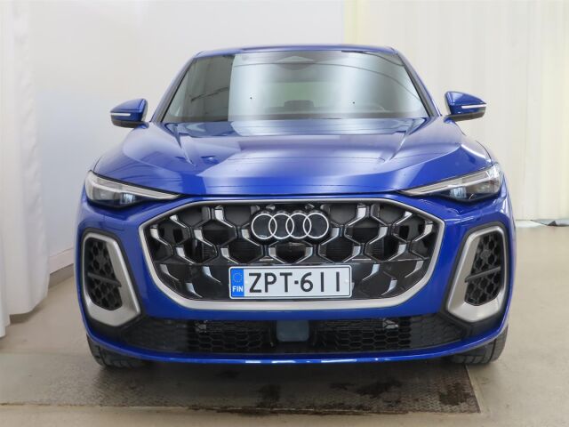 Audi Q5 2025 Sportback e-hybrid quattro 220 kW: Viiden vuoden tehdastakuu/150 000km: Tähän autoon rahoituskorko 2