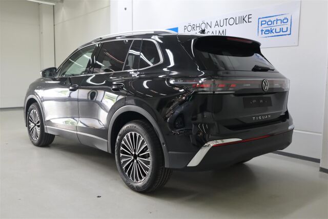 Volkswagen Tiguan 2025 Elegance 75-v Juhlamalli eHybrid 150 kW DSG-automaatti