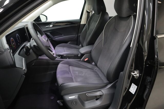 Volkswagen Tiguan 2025 Elegance 75-v Juhlamalli eHybrid 150 kW DSG-automaatti