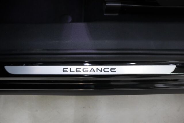 Volkswagen Tiguan 2025 Elegance 75-v Juhlamalli eHybrid 150 kW DSG-automaatti