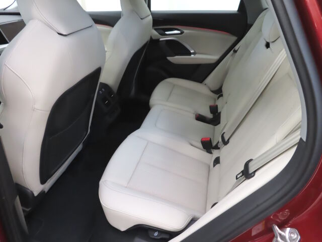 Audi Q5 2026 Sportback e-hybrid quattro 220 kW: Viiden vuoden/100 000km tehdastakuu!