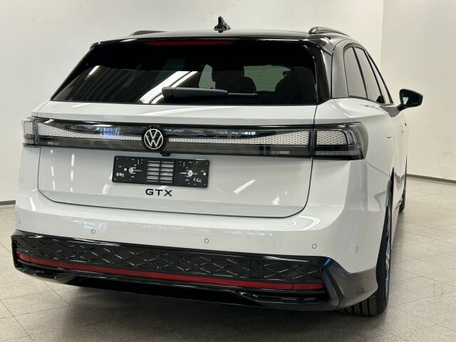 Volkswagen ID.7 2025 Tourer GTX 4MOTION 75-v Juhlamalli 250 kW, akku 86 kWh