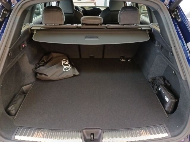 Audi Q5 2025 e-hybrid quattro 220 kW. Takuu 5 vuotta / 100.000 km