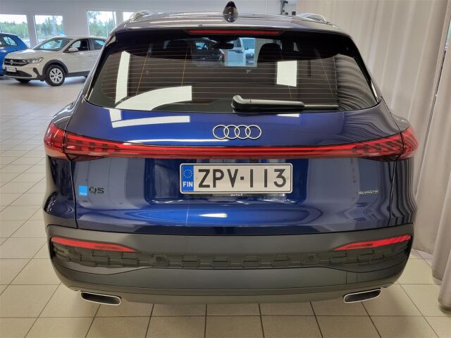 Audi Q5 2025 e-hybrid quattro 220 kW