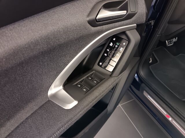 Audi Q5 2025 e-hybrid quattro 220 kW. Takuu 5 vuotta / 100.000 km